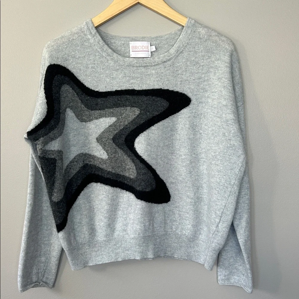 Brodie Cashmere Sweater Star Size Medium Gray Black‎